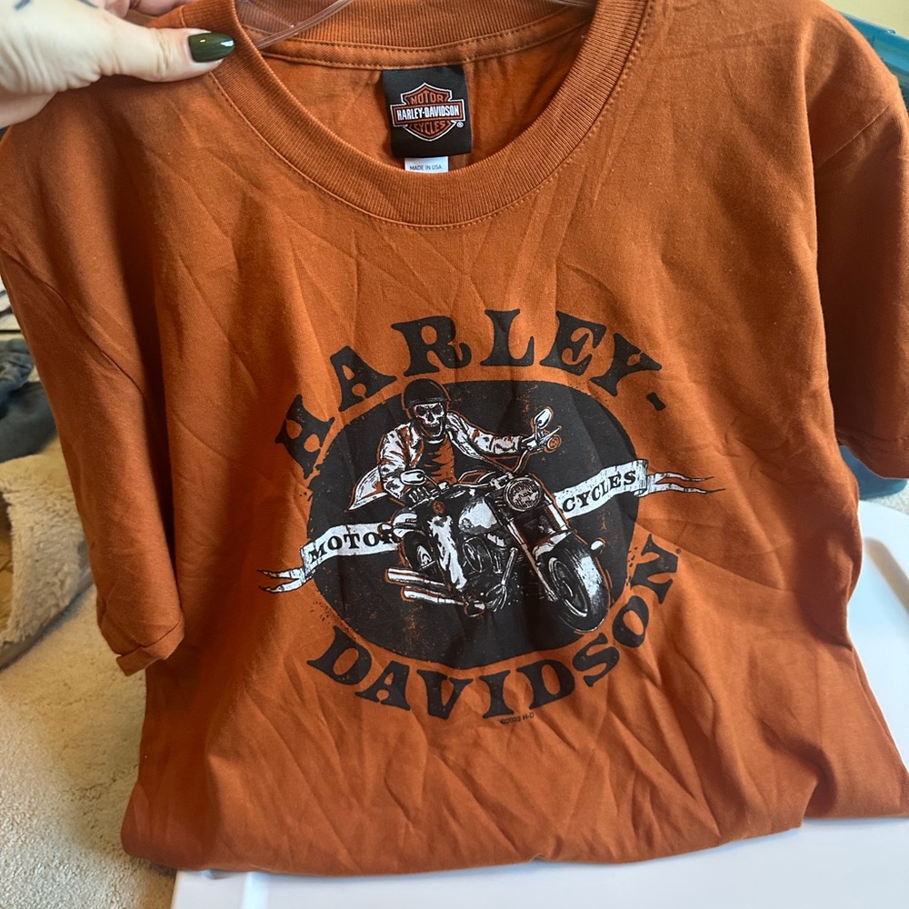 Harley-Davidson Orange T-Shirt with Motorcycle Graphic